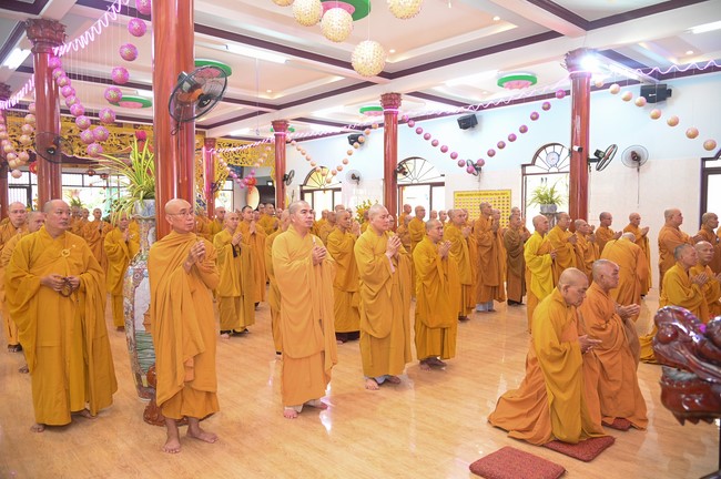 Holding Pravaranà Ceremony of the Director Board (DB) of Hoc Mon district's Vietnam Buddhist Sangha (VBS)